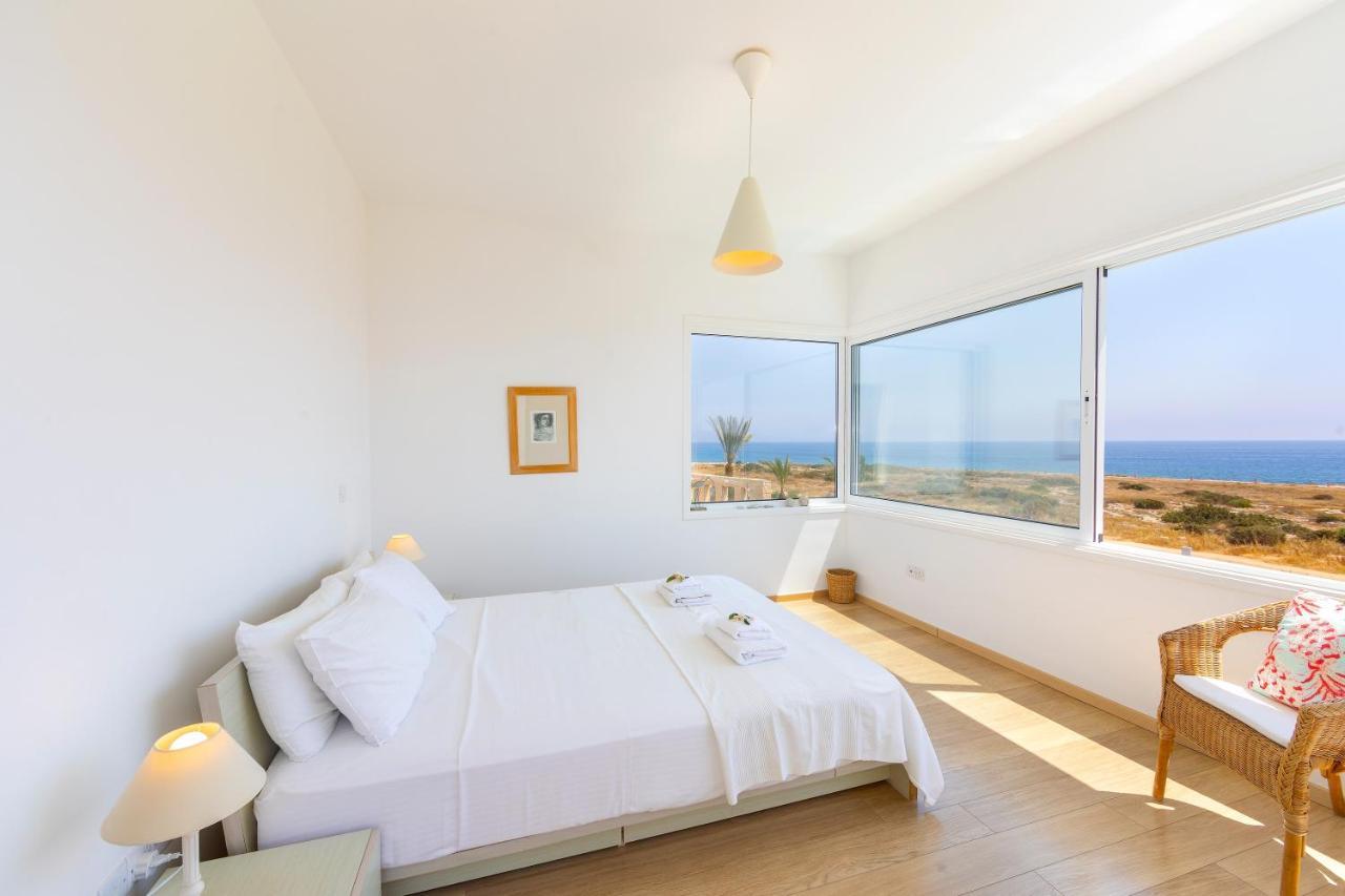 Protaras Beachfront Villa Alia Exterior foto