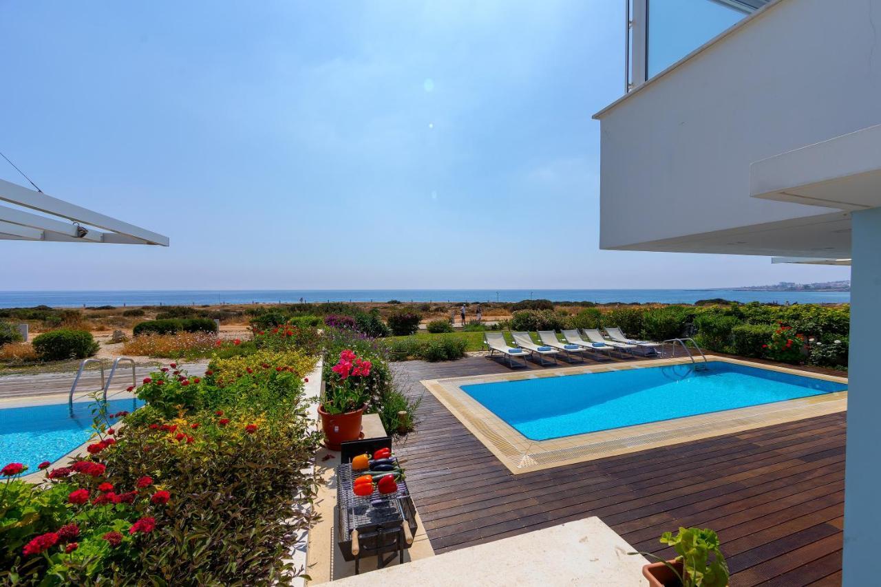 Protaras Beachfront Villa Alia Exterior foto