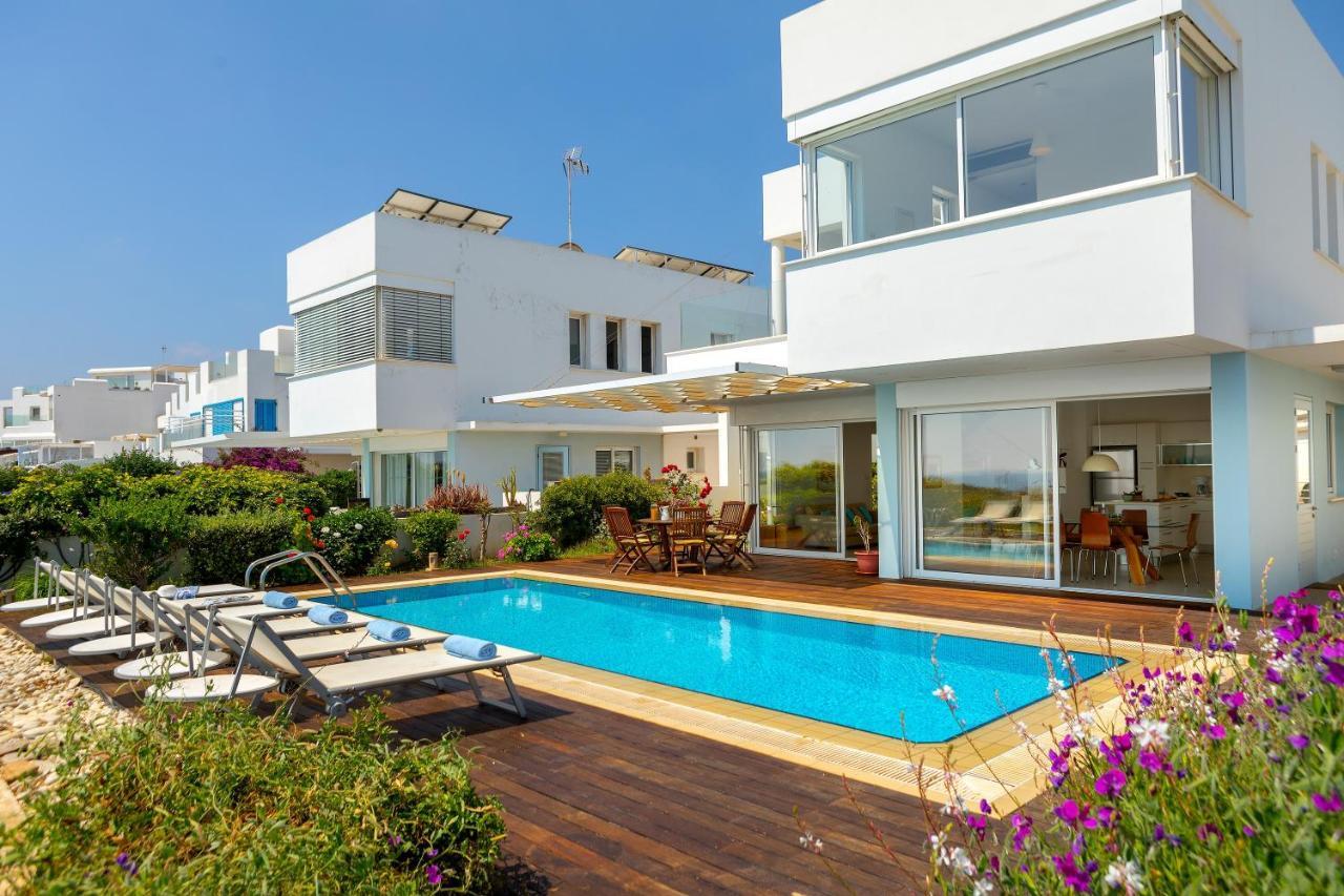 Protaras Beachfront Villa Alia Exterior foto