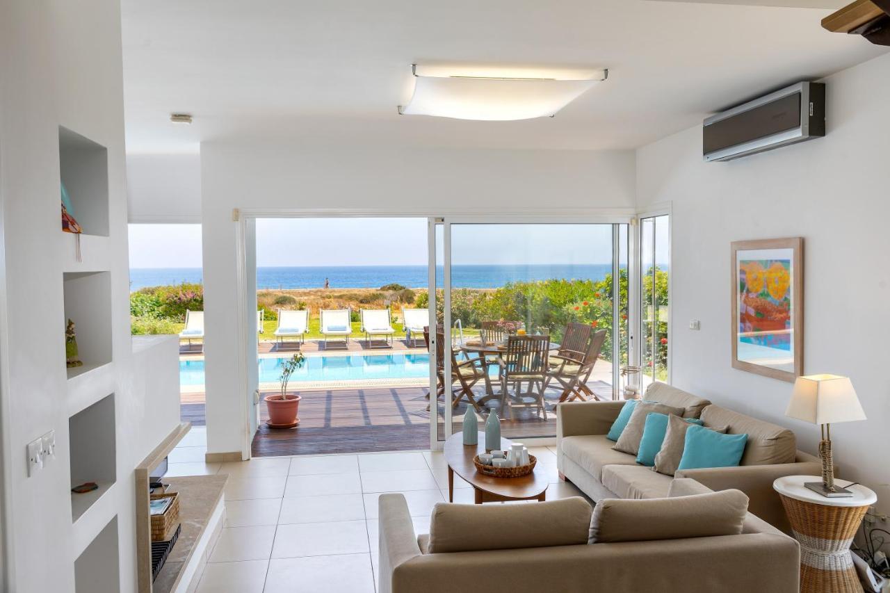 Protaras Beachfront Villa Alia Exterior foto