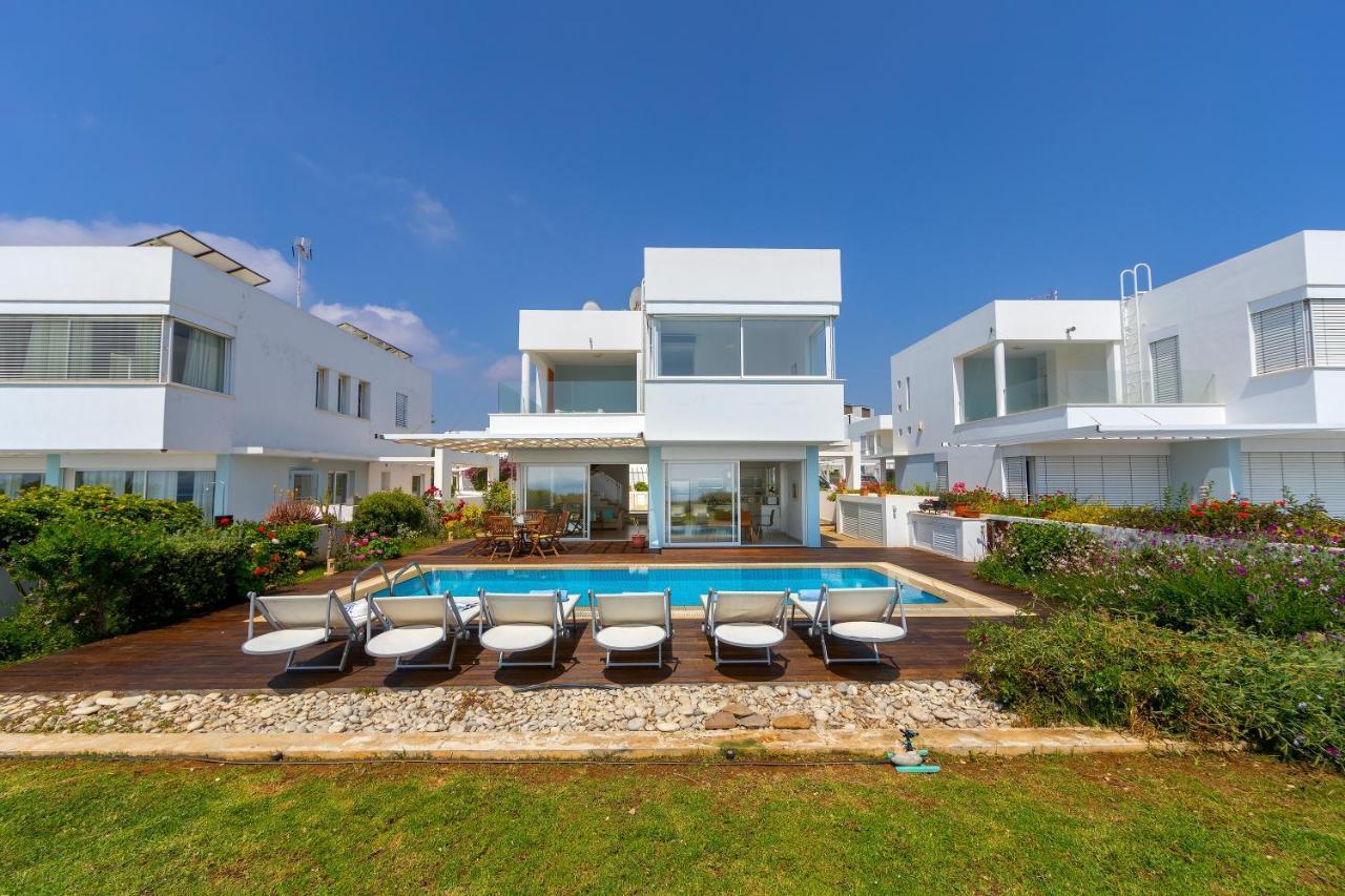 Protaras Beachfront Villa Alia Exterior foto