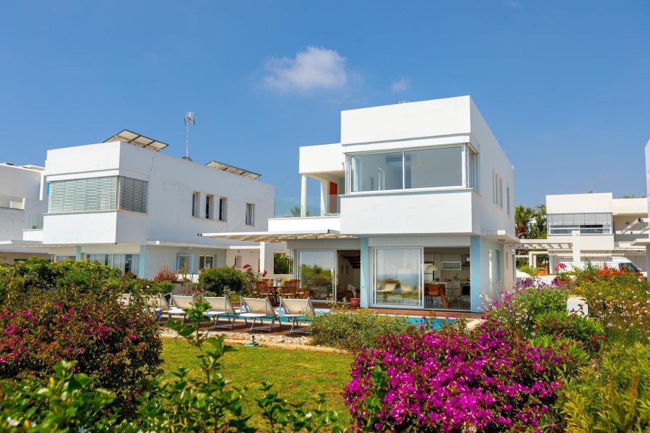 Protaras Beachfront Villa Alia Exterior foto
