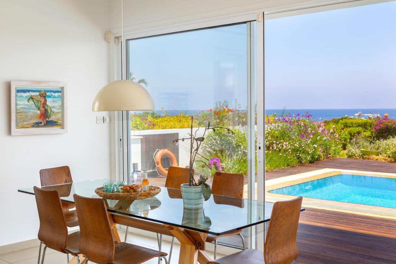 Protaras Beachfront Villa Alia Exterior foto
