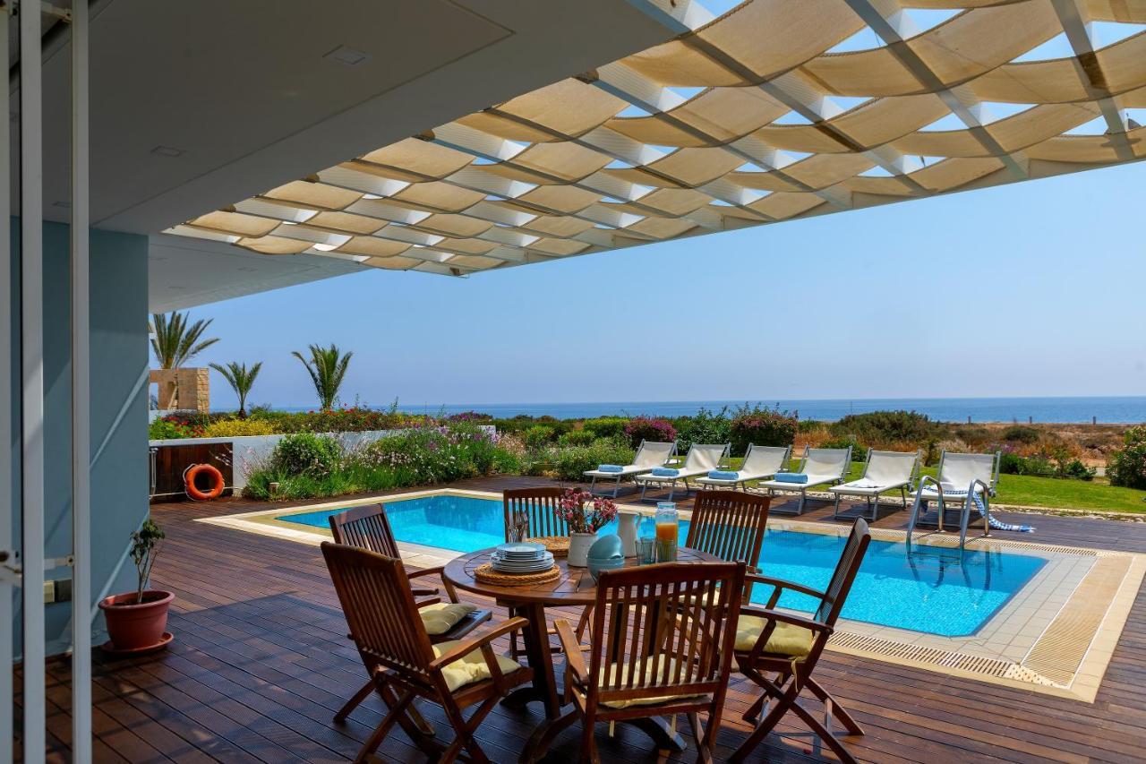 Protaras Beachfront Villa Alia Exterior foto