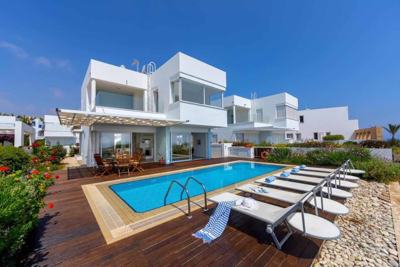 Protaras Beachfront Villa Alia Exterior foto