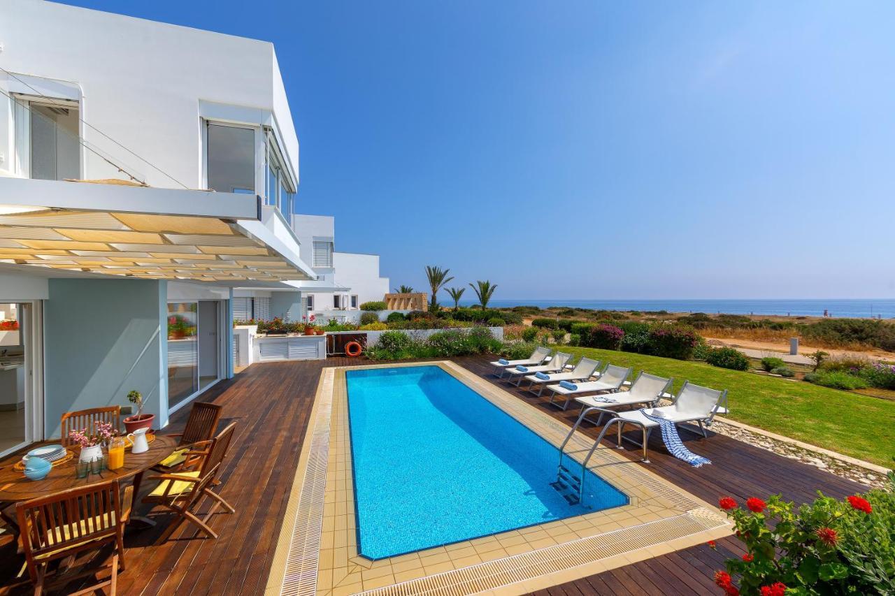 Protaras Beachfront Villa Alia Exterior foto